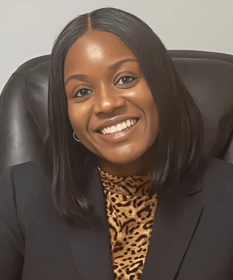Adrianna Ingram — equipo de abogados de inmigración Florida Vasquez Law Firm